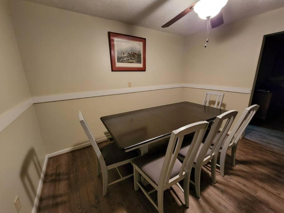 Spacious Family Farmhouse Pikeville Luaran gambar